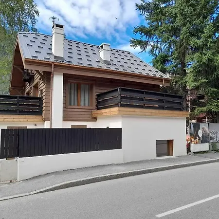 Chalet Henriette By Brennus