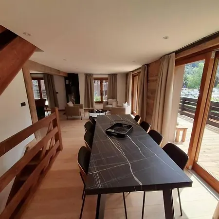 Henriette By Brennus