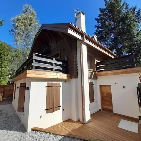 Henriette By Brennus