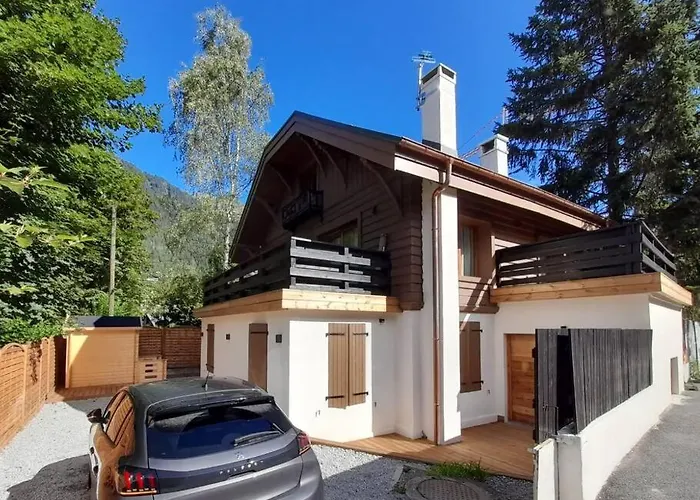 Henriette By Brennus 샬레 *