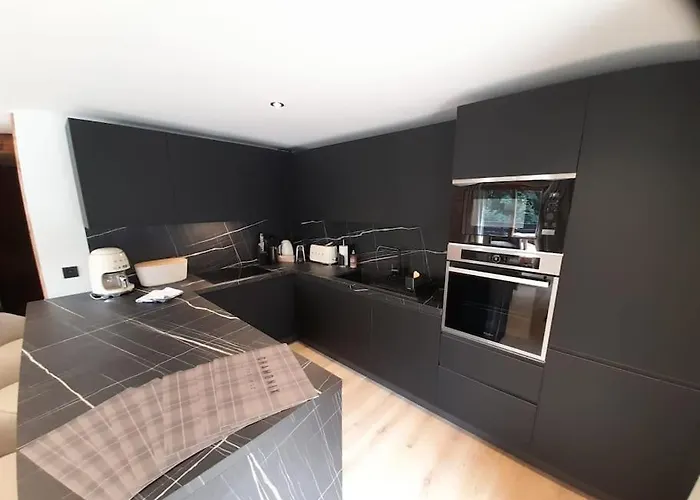 Henriette By Brennus *